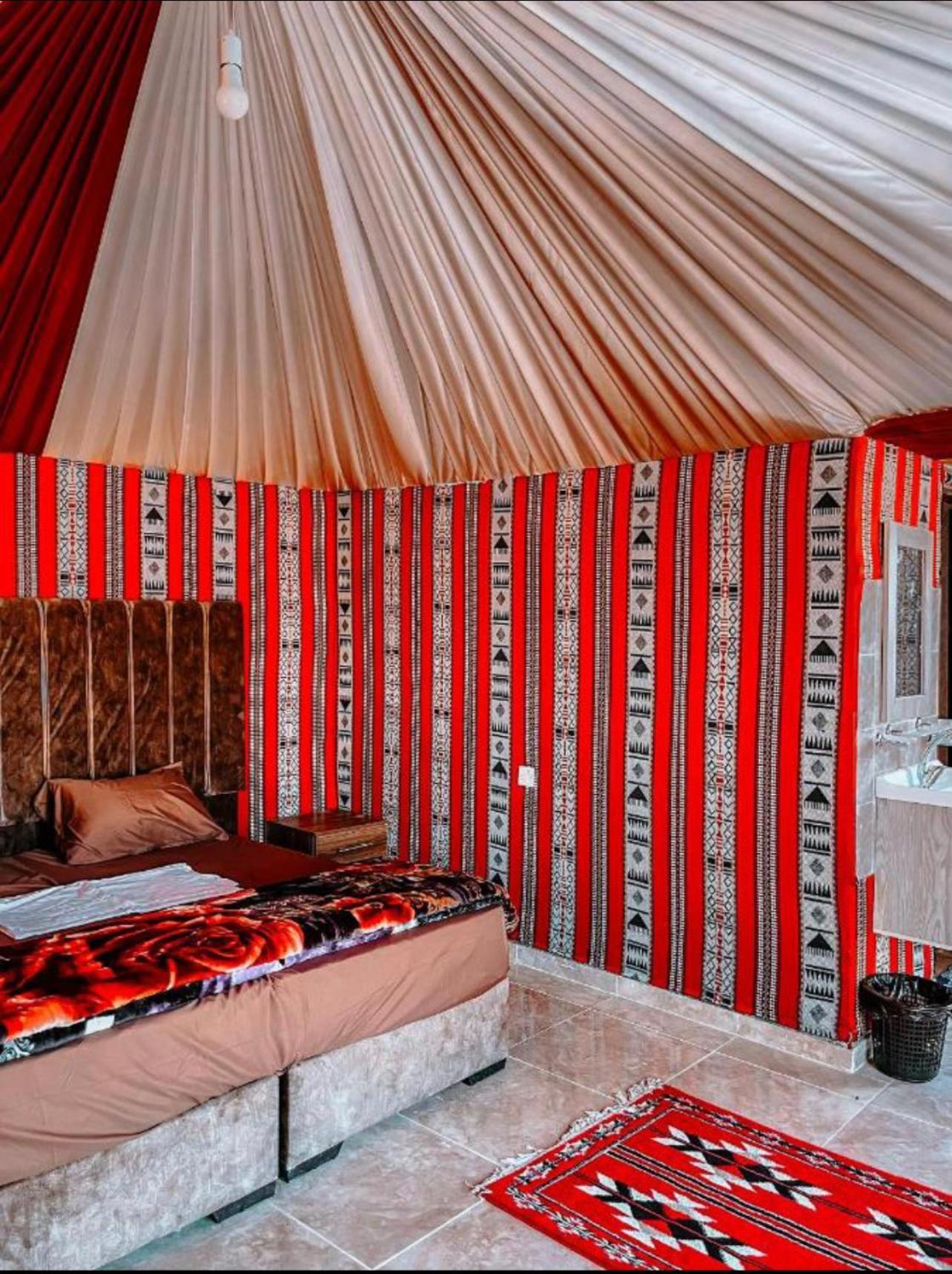 Rum Magic Luxury Camp وادي رم المظهر الخارجي الصورة